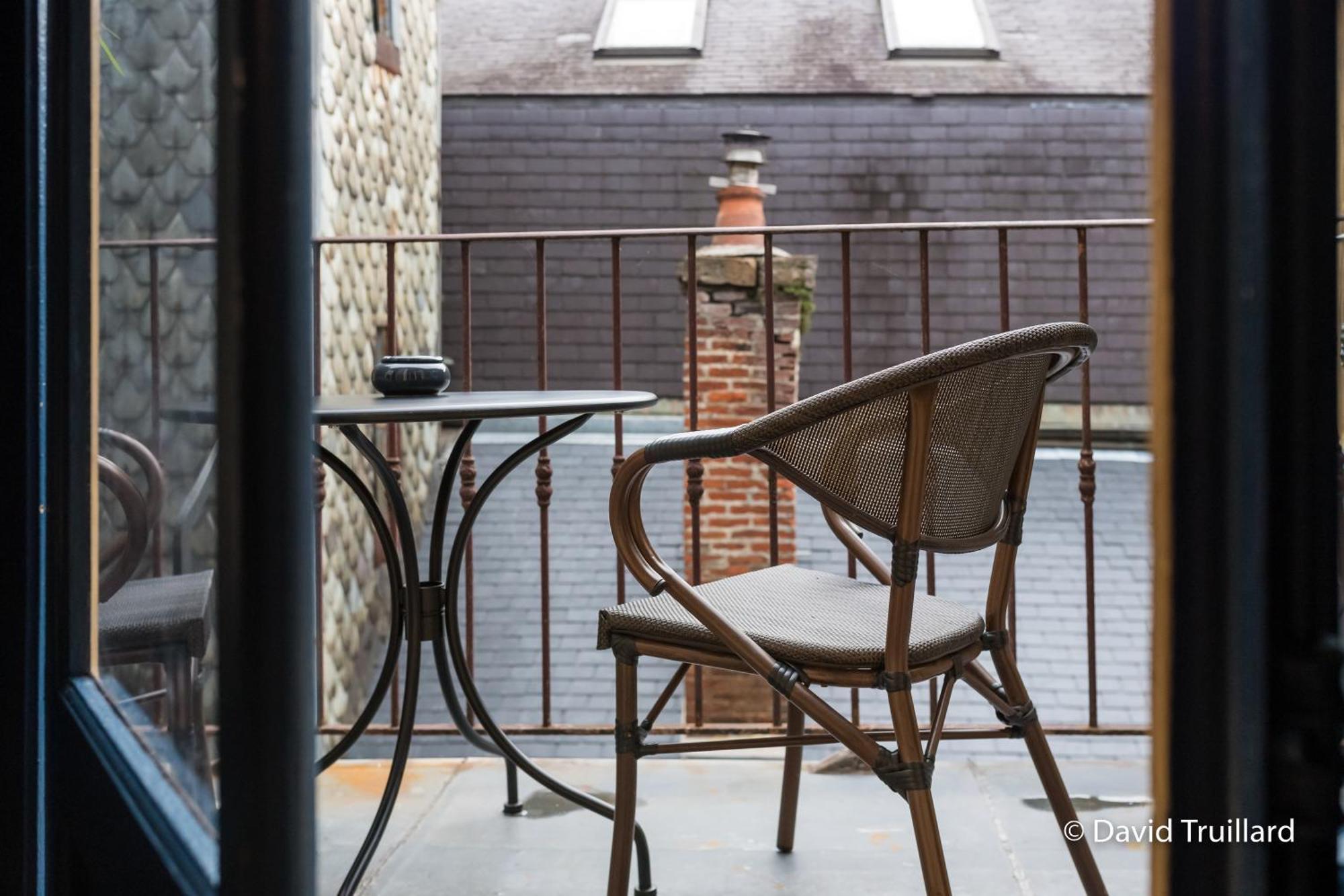 Suites Mana- Studio Art Ducal Avec Terrasse Sur L'Arriere De La Place Ducale Parking Inclus Charleville-Mézières Exteriér fotografie