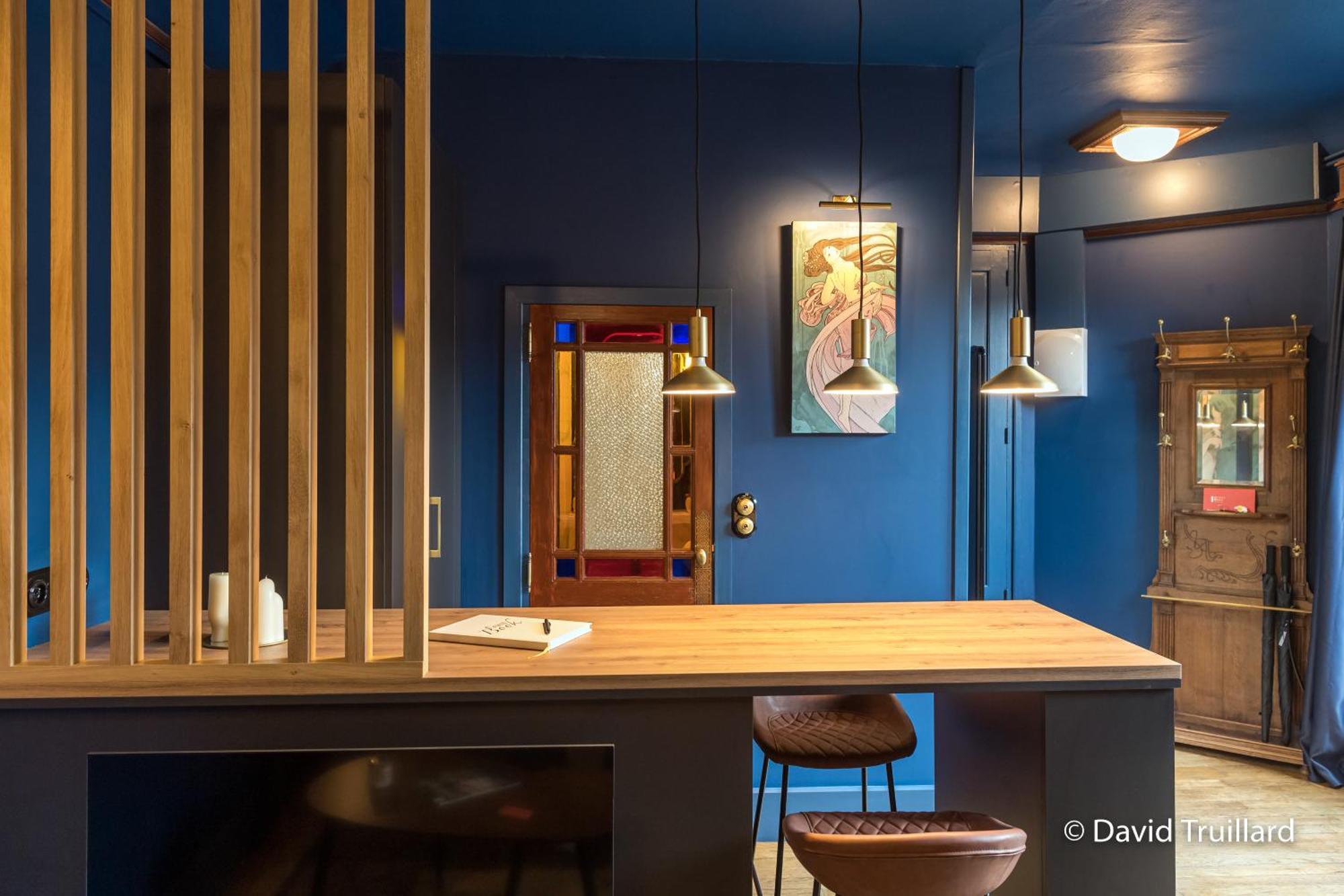 Suites Mana- Studio Art Ducal Avec Terrasse Sur L'Arriere De La Place Ducale Parking Inclus Charleville-Mézières Exteriér fotografie